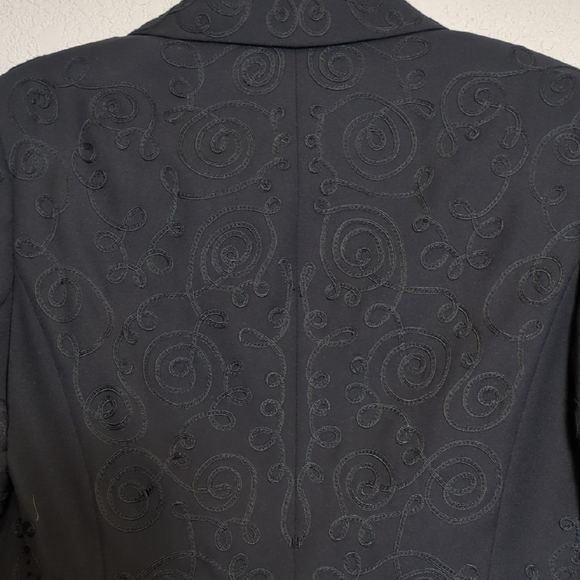 John Meyer Collection womens black swirl embroidered blazer - Picture 7 of 14